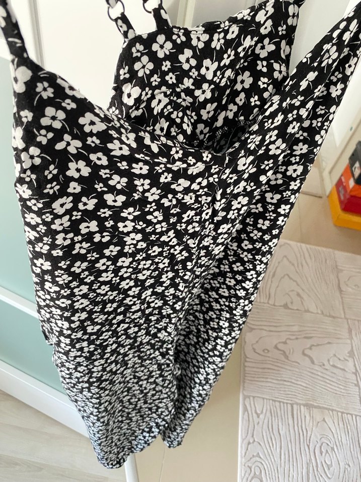 Kadın Bol Paça Çiçek Desenli Siyah Tulum - Görsel 2