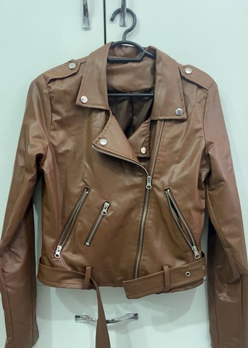 Kahverengi Kemerli Kısa Deri Biker Ceket - Görsel 2