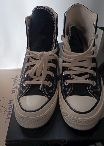 Siyah Bağcıklı Converse Kadın Spor Ayakkabı