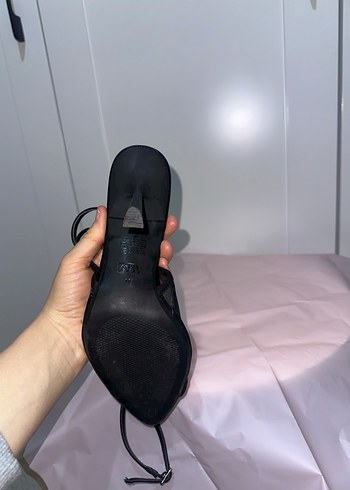 Zara Siyah Tokalı Stiletto Topuklu Kadın Ayakkabı - Görsel 3