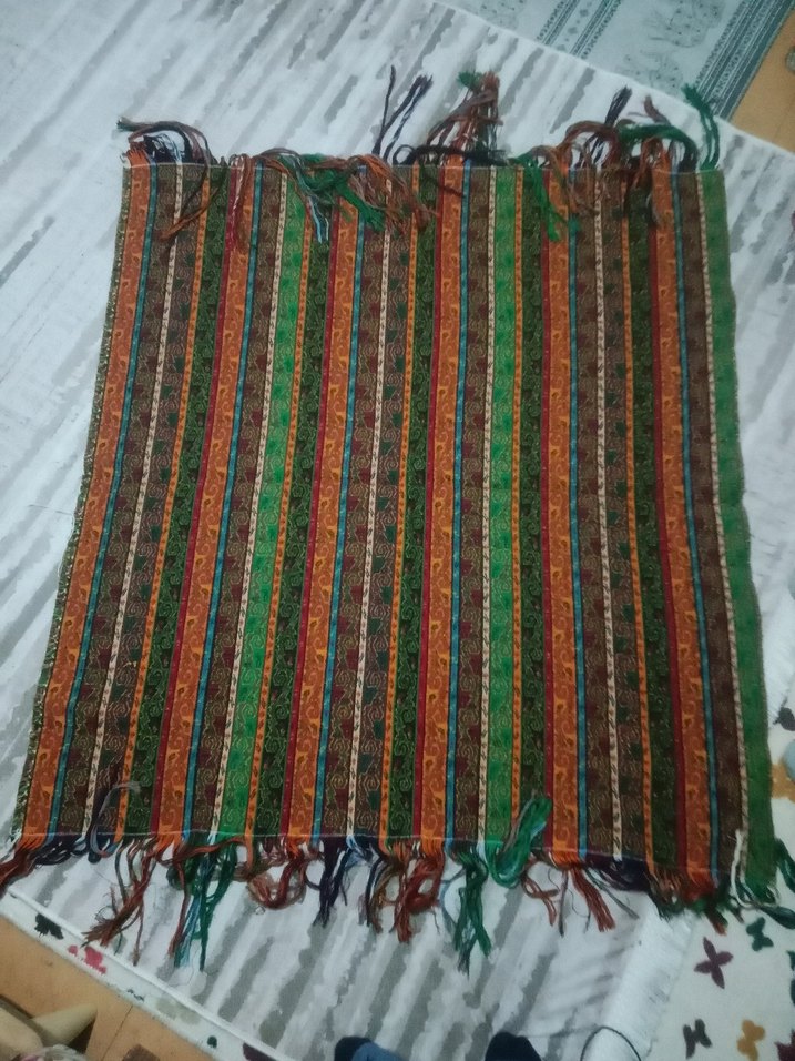 Çok Renkli Desenli Halı - Görsel 3