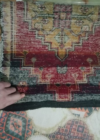 Koyu renkli çok renkli desenli geleneksel halı - Görsel 7