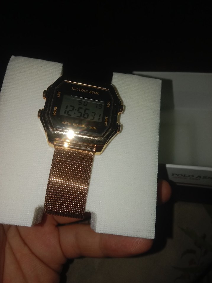 Altın Renk Dijital Kadın Kol Saati - Görsel 4