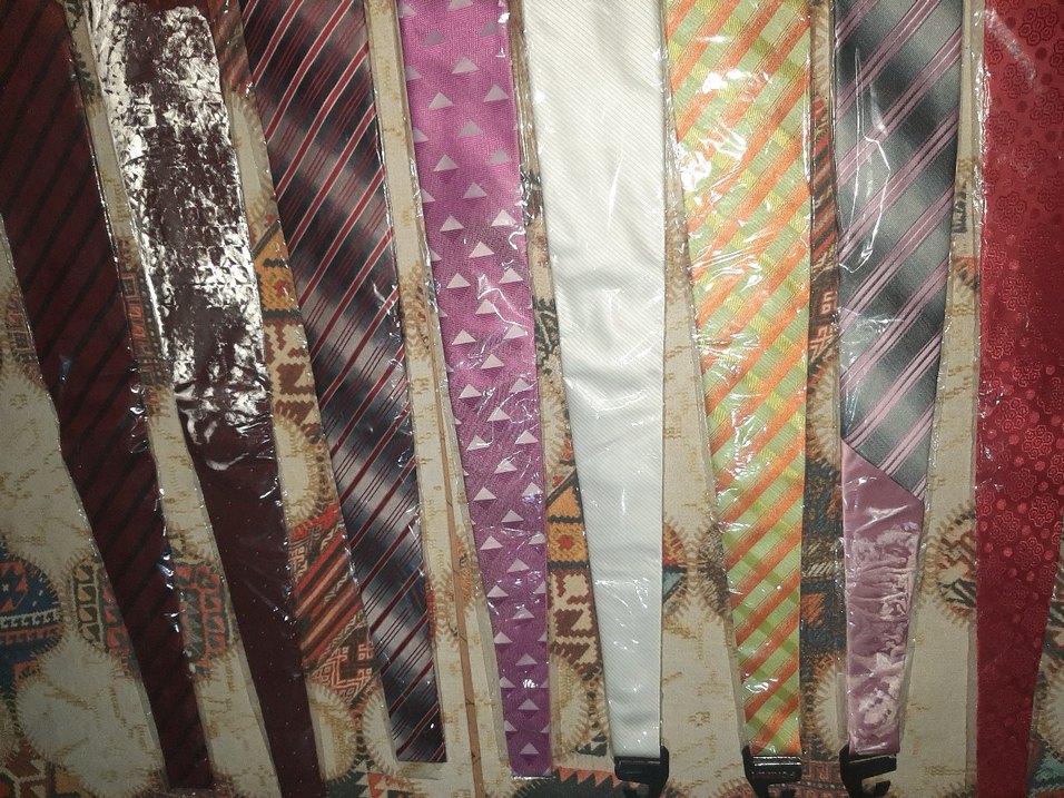 Parlak Çok Renkli Erkek Kravatları - Görsel 2