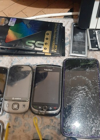 Çeşitli Koyu Gri Diğer Telefonlar - Görsel 3