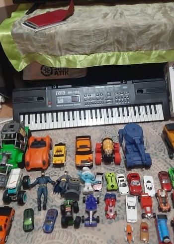 Renkli Çoklu Oyuncak Araba Seti - Görsel 12