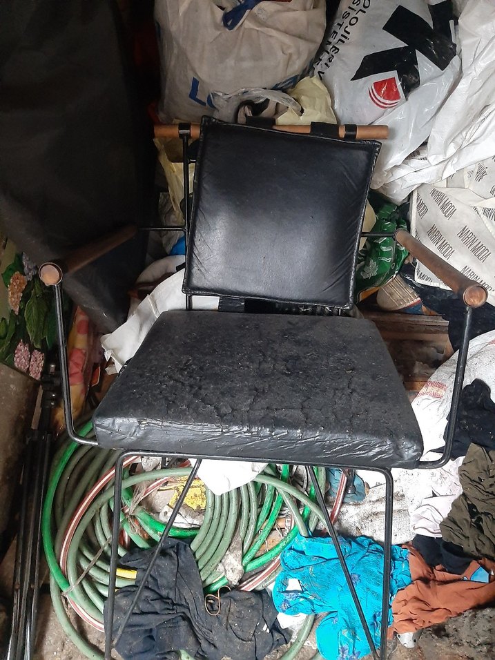 Siyah Metal Çocuk Sandalyesi - Görsel 2