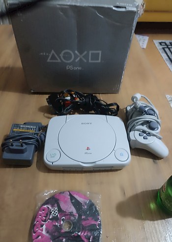 Sony PS One Oyun Konsolu Seti