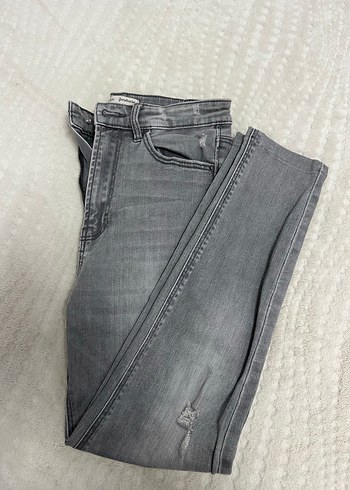 Gri Normal Kesim Kadın Kot Pantolon - Görsel 3