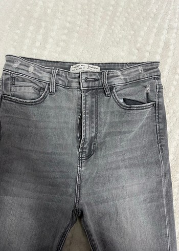 Gri Normal Kesim Kadın Kot Pantolon - Görsel 4