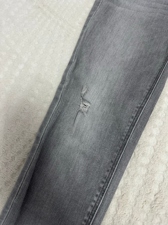 Gri Normal Kesim Kadın Kot Pantolon - Görsel 2