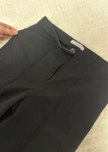 Kadın Siyah Midi Kumaş Pantolon - Görsel 4