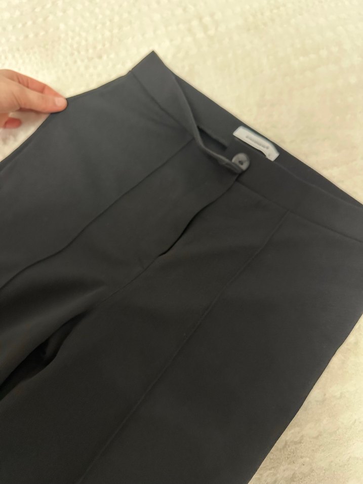 Kadın Siyah Midi Kumaş Pantolon - Görsel 4