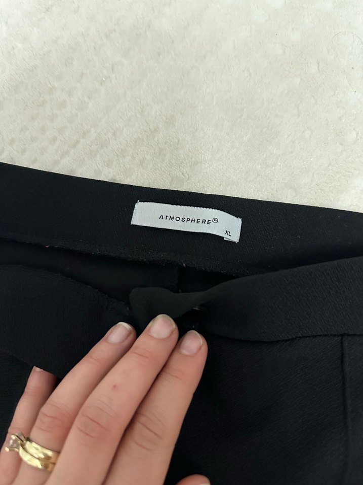 Kadın Siyah Midi Kumaş Pantolon - Görsel 3