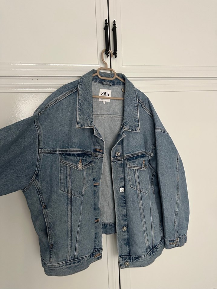 Zara Kadın Düğmeli Midi Jean Ceket - Görsel 2