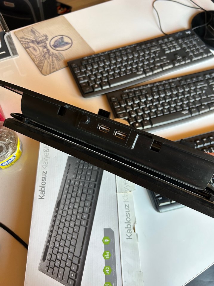 Addison Siyah Soğutuculu Laptop Standı - Görsel 5