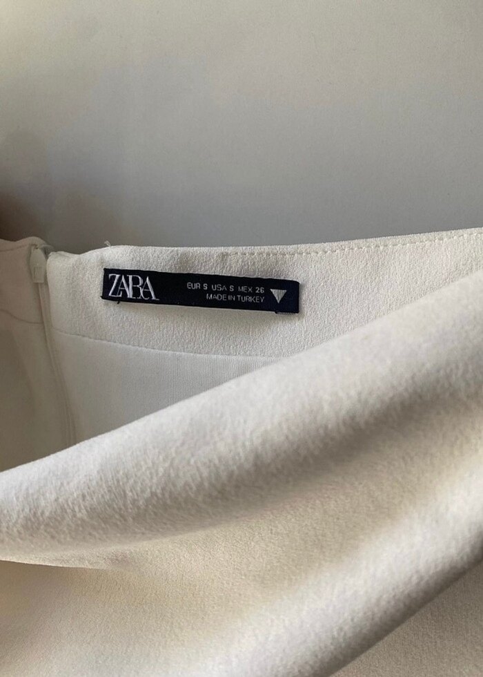 Zara Beyaz Drapeli Straplez Midi Elbise s beden - Görsel 3