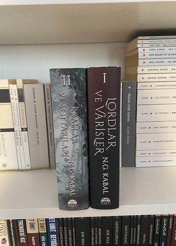 Lordlar ve Varisler, Krallar ve Soytarılar imzalı kutulu set - Görsel 4