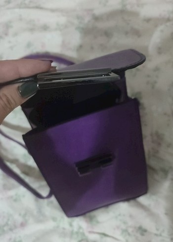 Mor Deri Gümüş Tokalı Kadın Çantası - Görsel 2