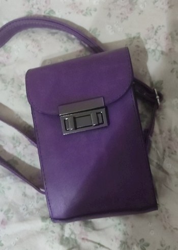 Mor Deri Gümüş Tokalı Kadın Çantası - Görsel 4