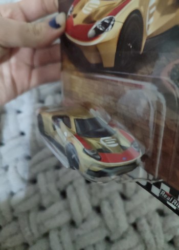 Hot Wheels 17Ford GT gold - Görsel 3