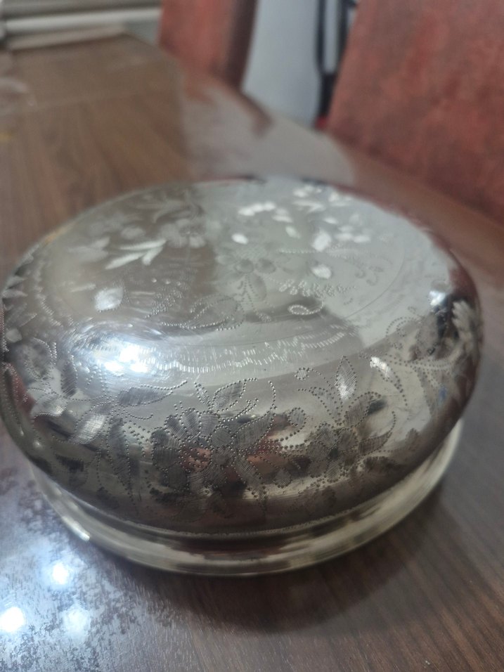 Parlak Gümüş Renkli İşlemeli Kase - Görsel 2