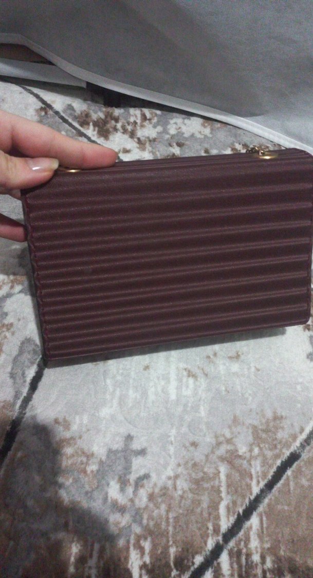 Zincir Detaylı Parlak Kahverengi Deri Kadın Çanta - Görsel 2