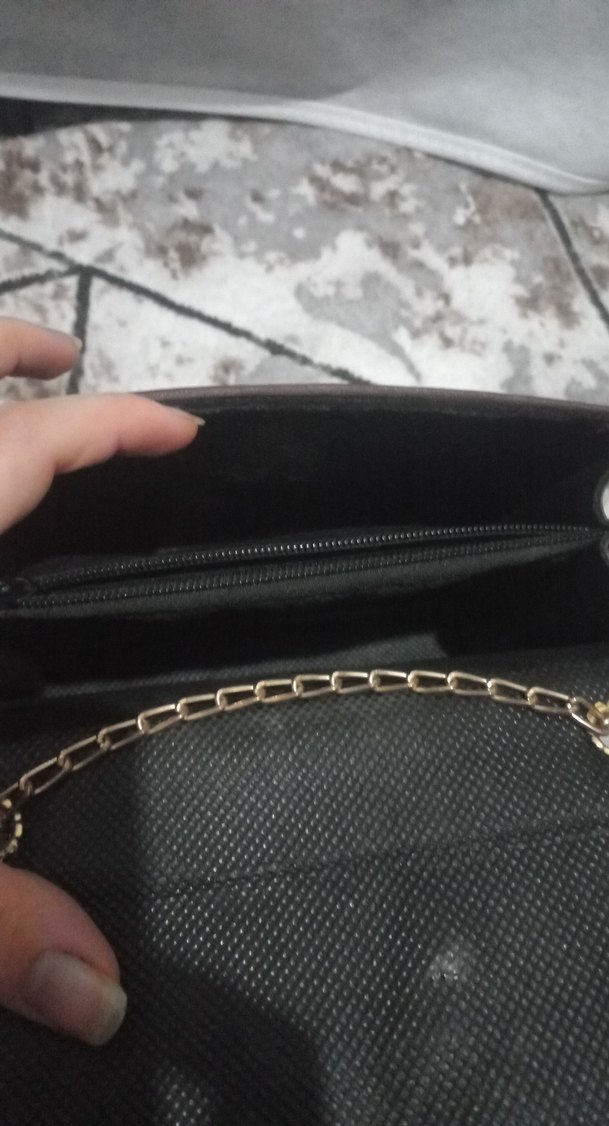 Zincir Detaylı Parlak Kahverengi Deri Kadın Çanta - Görsel 3