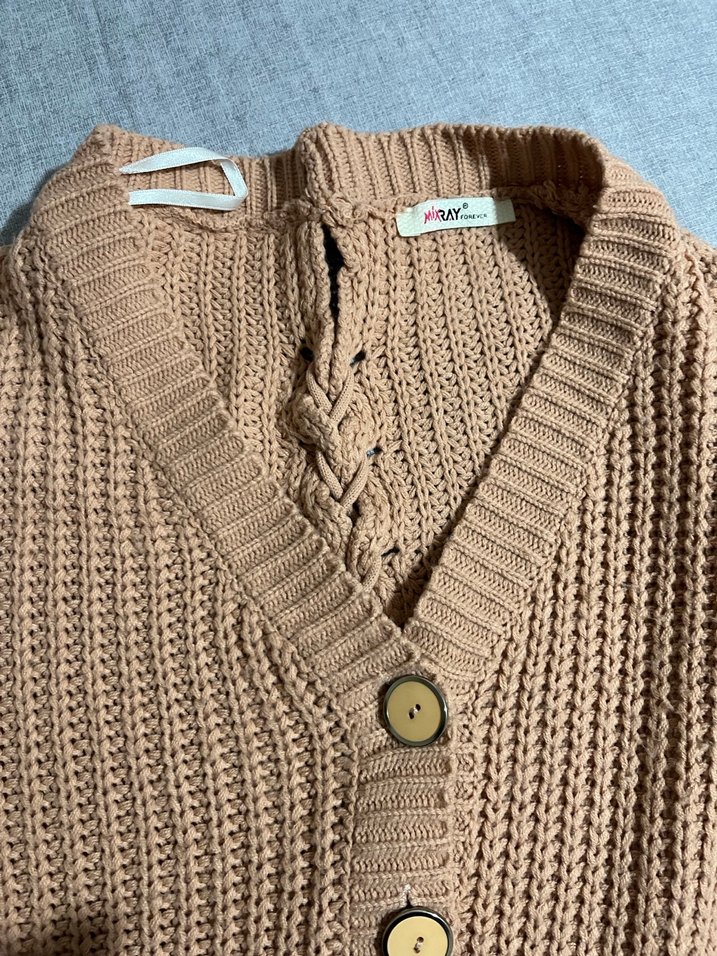 Düğmeli Bohem Tarzı Kadın Hırka - Görsel 2