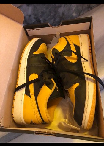 Nike Air Jordan 1 Low GS Sarı Siyah - Görsel 2