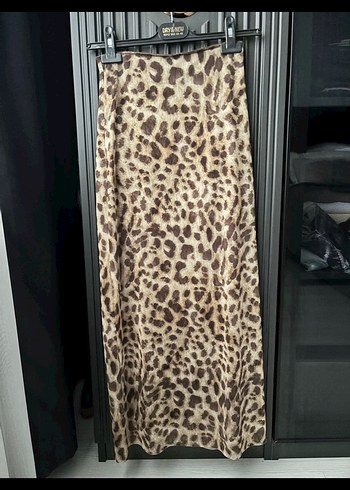 Zara Leopar Desenli Kadın Uzun Etek