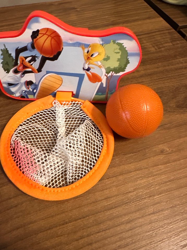 Renkli Basketbol ve Tenis Oyuncak looney tunes - Görsel 5