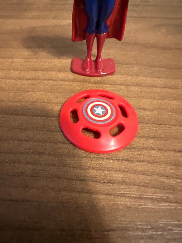 Kırmızı Mavi Süpermen Figürü ve Aksesuarı - Görsel 2