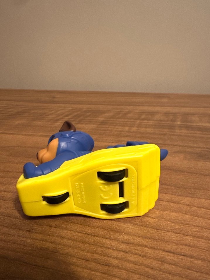 Paw petrol Mavi Köpek Figürü Sarı Kaykaylı - Görsel 4