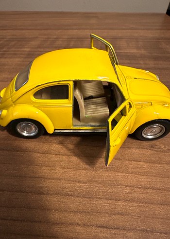 Sarı ve Mavi Renkli Oyuncak Arabalar - Görsel 4