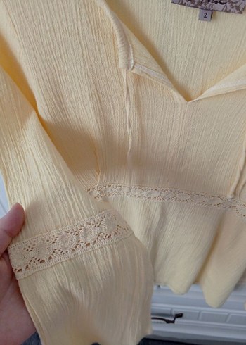 Tereyağı Sarısı Şile Bezi V Yaka Oya Detaylı Bohem Bluz - Görsel 5