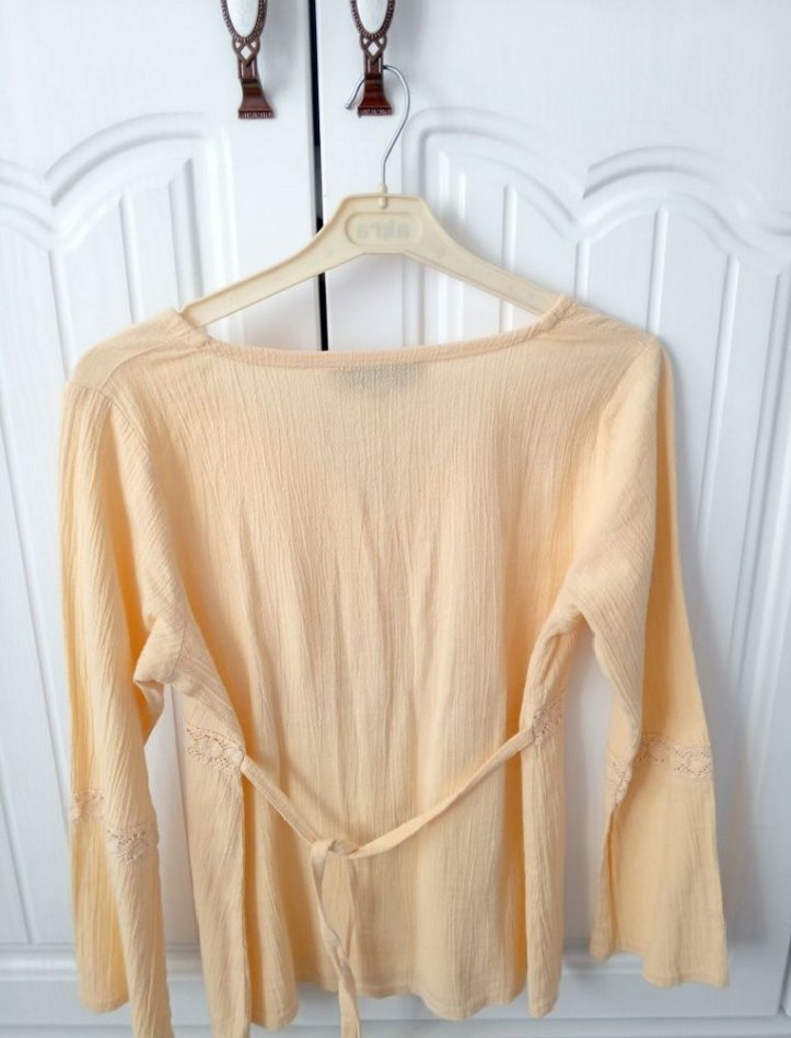 Tereyağı Sarısı Şile Bezi V Yaka Oya Detaylı Bohem Bluz - Görsel 2