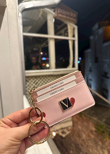 Victoria's Secret Pembe Deri Fermuarlı Cüzdan - Görsel 2