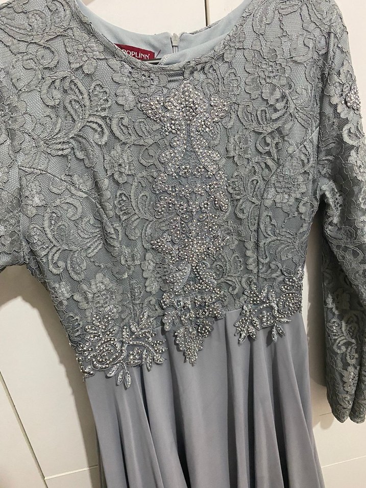 Gri Nakışlı Uzun Kollu Kadın Abiye Elbise - Görsel 3