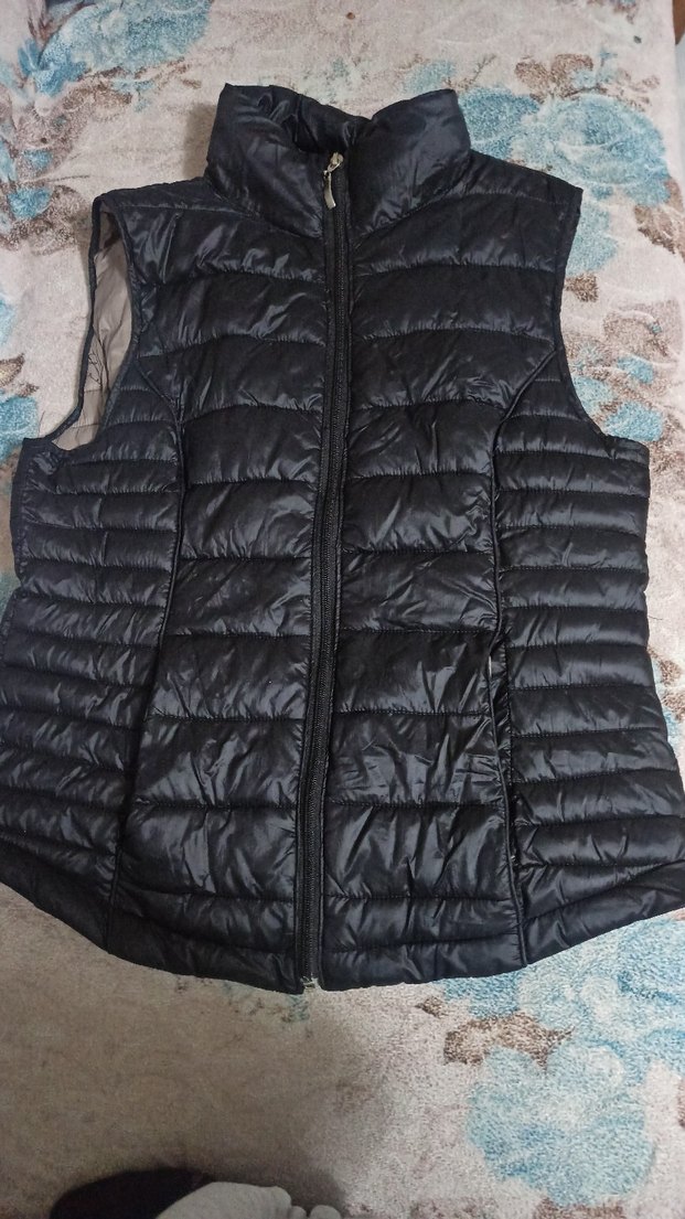 Yüksek Yakalı Siyah Kadın Şişme Yelek - Görsel 3