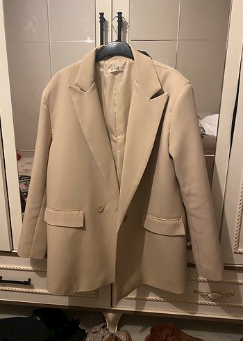Bej Kadın Düğmeli Midi Blazer Ceket - Görsel 3