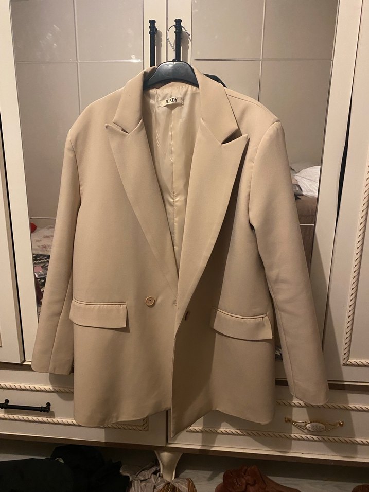 Bej Kadın Düğmeli Midi Blazer Ceket - Görsel 4