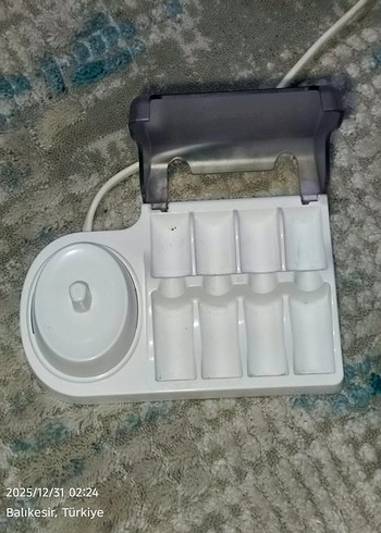 Oral-b Triumph şarjlı diş fırçası - Görsel 4