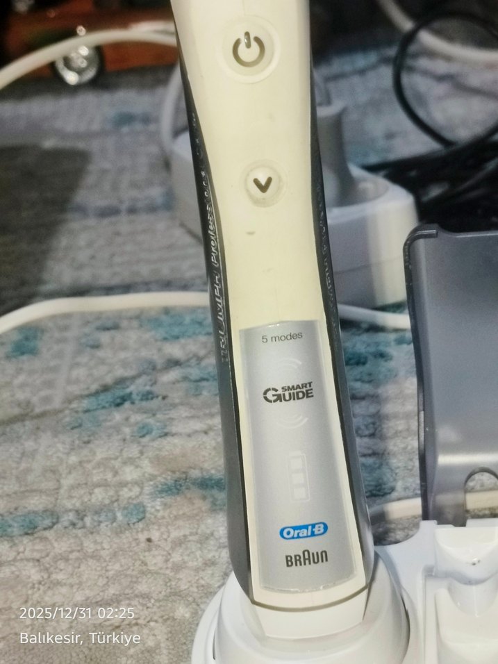 Oral-b Triumph şarjlı diş fırçası - Görsel 3