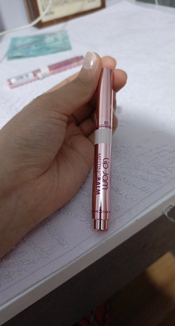 Işıltılı Bej Dudak Kalemi - Görsel 2