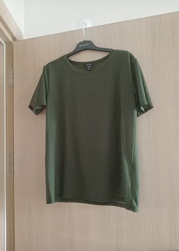 Kadın Haki Kısa Kollu Basic Tişört beden yanlış l bedene olur