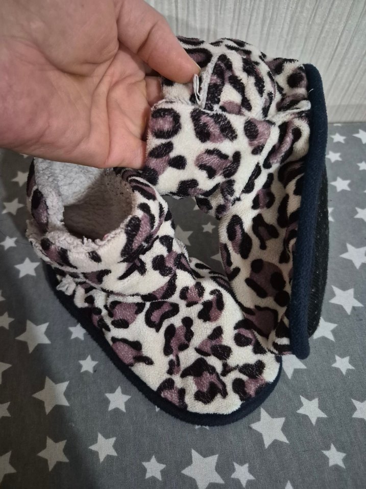 Kız Çocuk Leopar Desenli Sıcak Terlik - Görsel 4