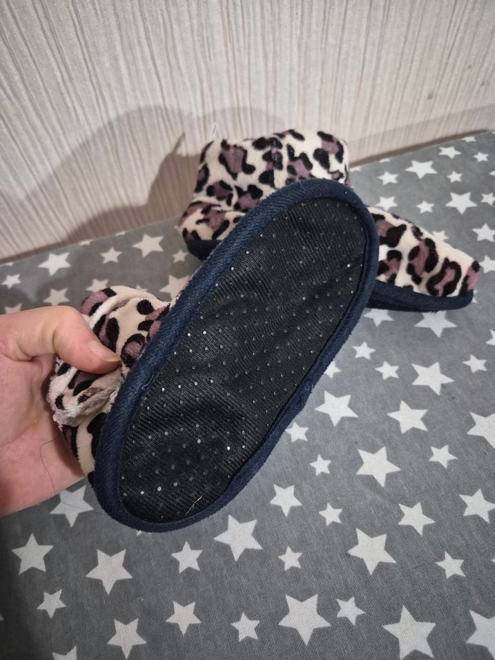 Kız Çocuk Leopar Desenli Sıcak Terlik - Görsel 5