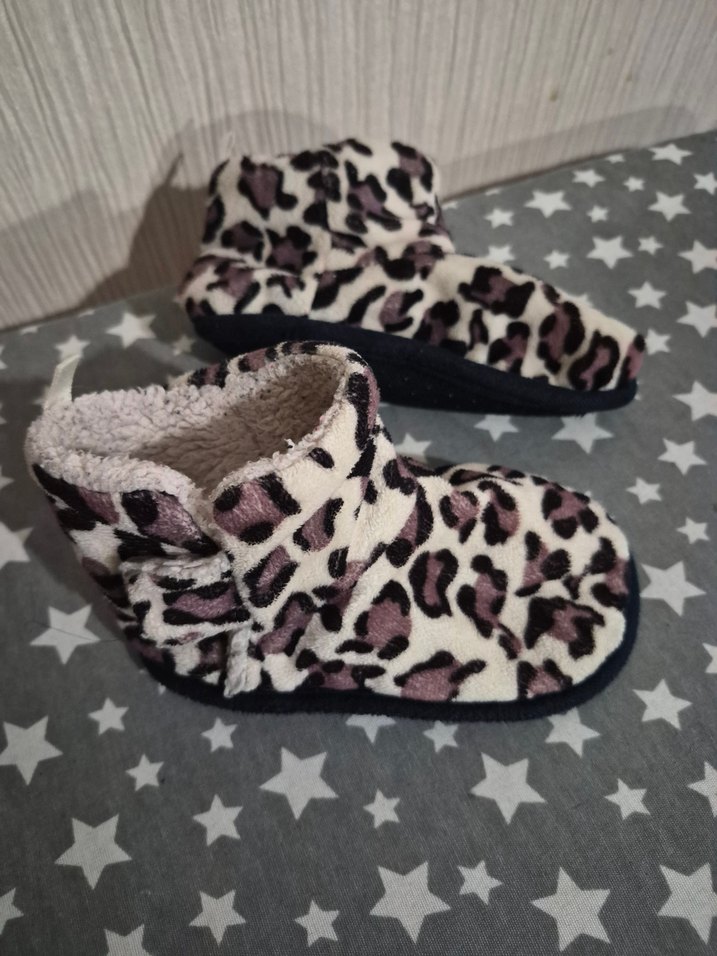 Kız Çocuk Leopar Desenli Sıcak Terlik - Görsel 3