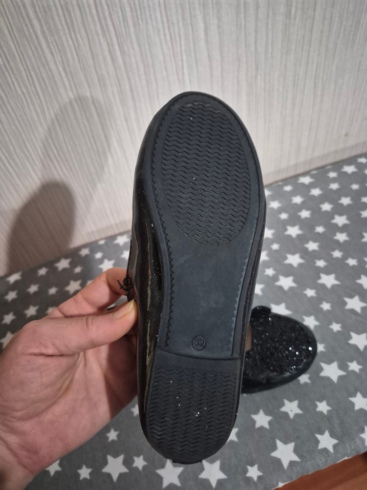 Kız Çocuk Parlak Siyah Gotik Babet - Görsel 3